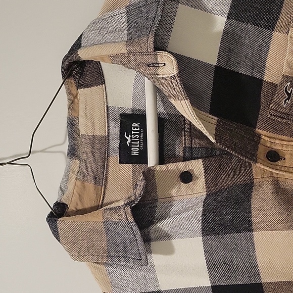HOLLISTER Men's plaid flannel button-down shirt - Picture 2 of 5